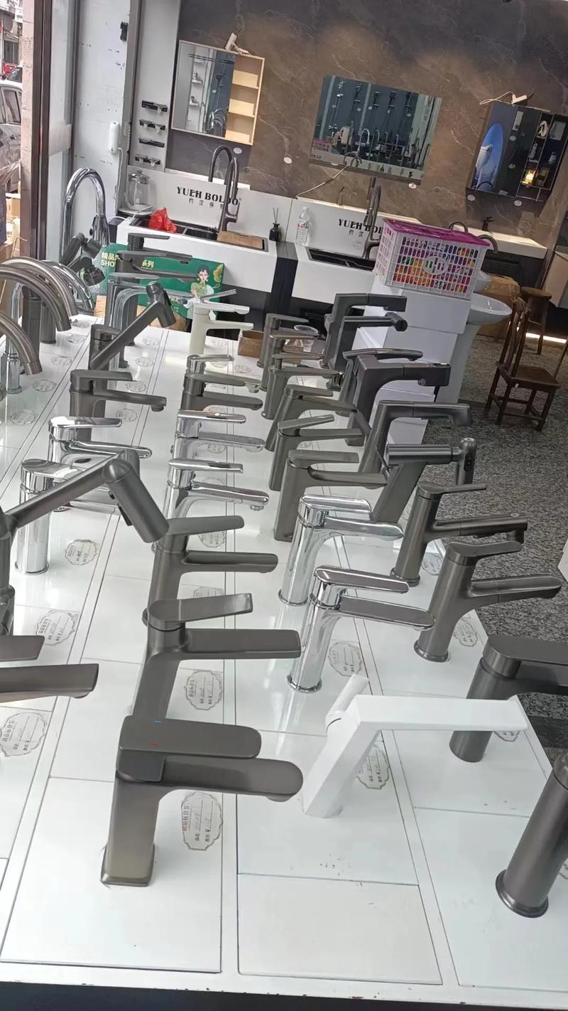 專(zhuān)業(yè)五金配件與鎖具 源頭工廠(chǎng)的外貿(mào)出口優(yōu)勢(shì)與產(chǎn)品亮點(diǎn)